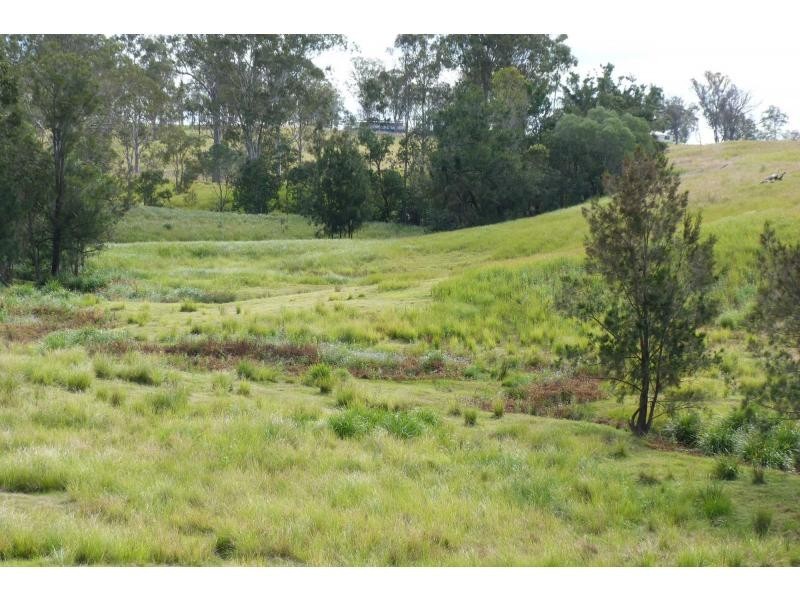 Bells Bridge QLD 4570