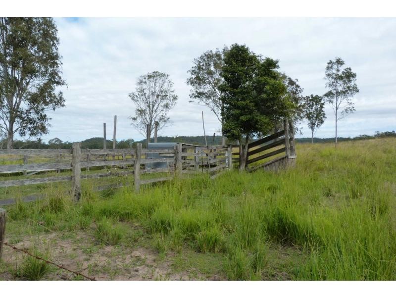 Bells Bridge QLD 4570