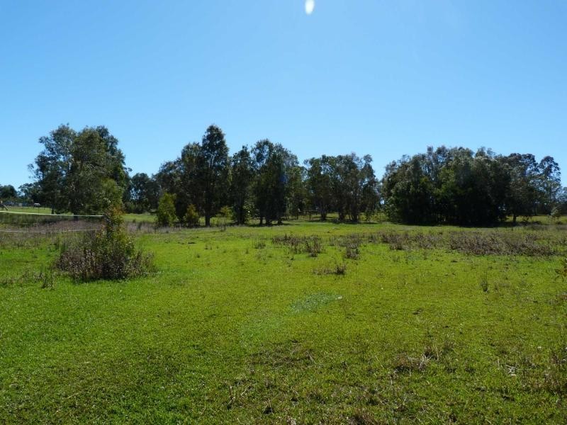 3 Yatama Crescent, Cooroibah QLD 4565