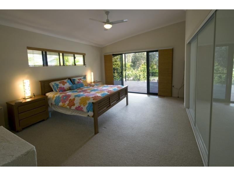 5 Lakeside Drive, Weyba Downs QLD 4562
