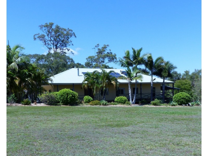 68 Glenridge Dr, Cooroibah QLD 4565