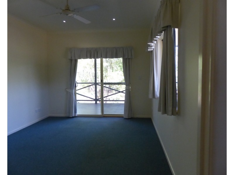 68 Glenridge Dr, Cooroibah QLD 4565