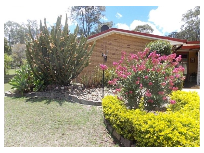 58 Rifle Range Rd, Nanango QLD 4615