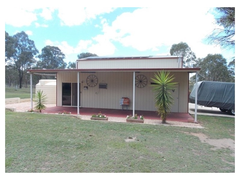 58 Rifle Range Rd, Nanango QLD 4615