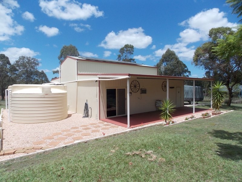 58 Rifle Range Rd, Nanango QLD 4615