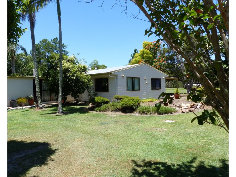 25A Jirrima Cres, Cooroibah QLD 4565