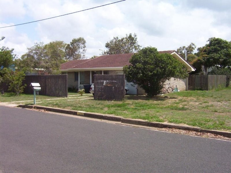 31 Club Avenue, Moore Park Beach QLD 4670