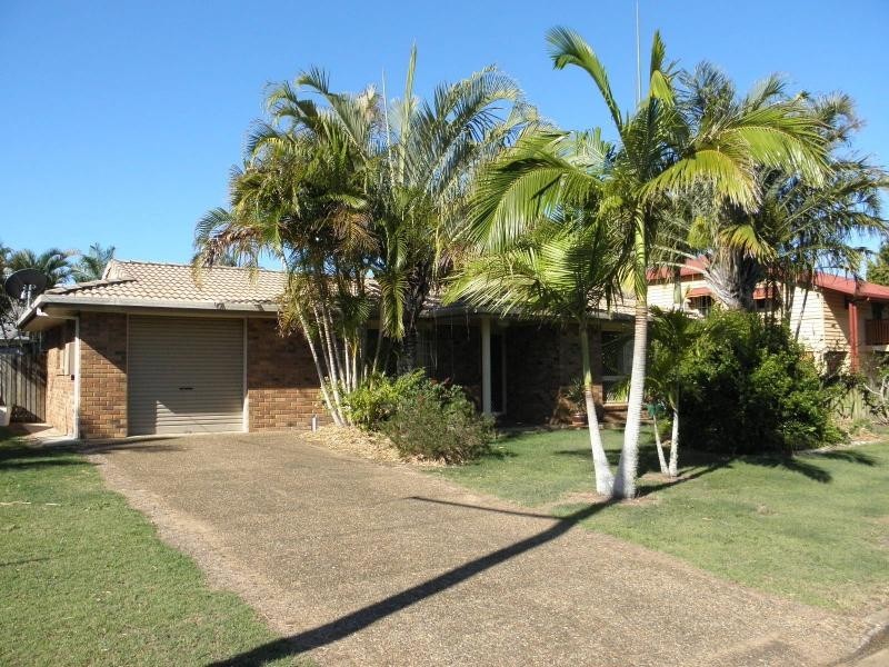 8 Tea Tree Court, Moore Park Beach QLD 4670