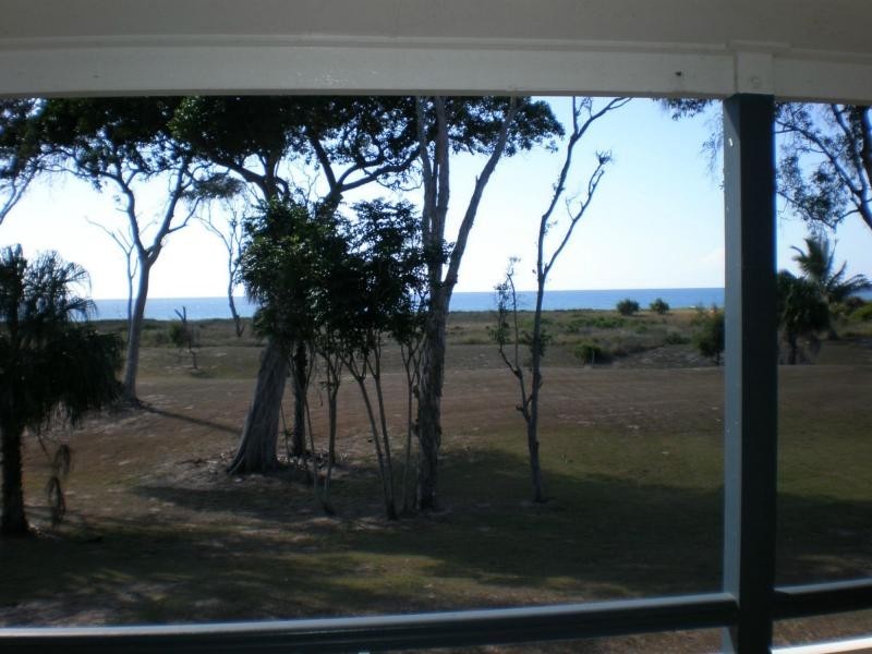 242 Sylvan Drive, Moore Park Beach QLD 4670