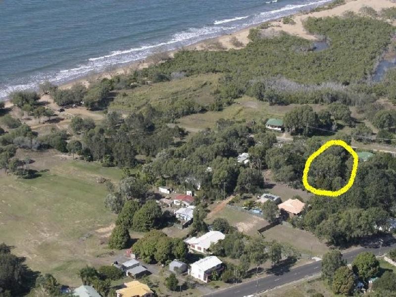 9 Lassig Street, Moore Park Beach QLD 4670