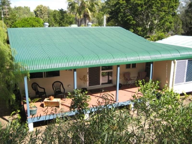 9 Lassig Street, Moore Park Beach QLD 4670