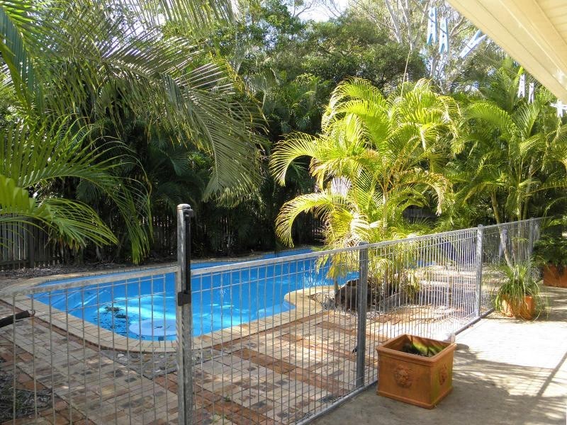 6 Plum Tree Crescent, Moore Park Beach QLD 4670