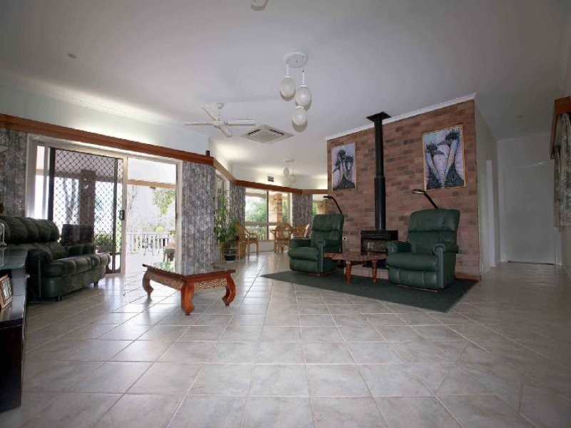 194 Sylvan Drive, Moore Park Beach QLD 4670
