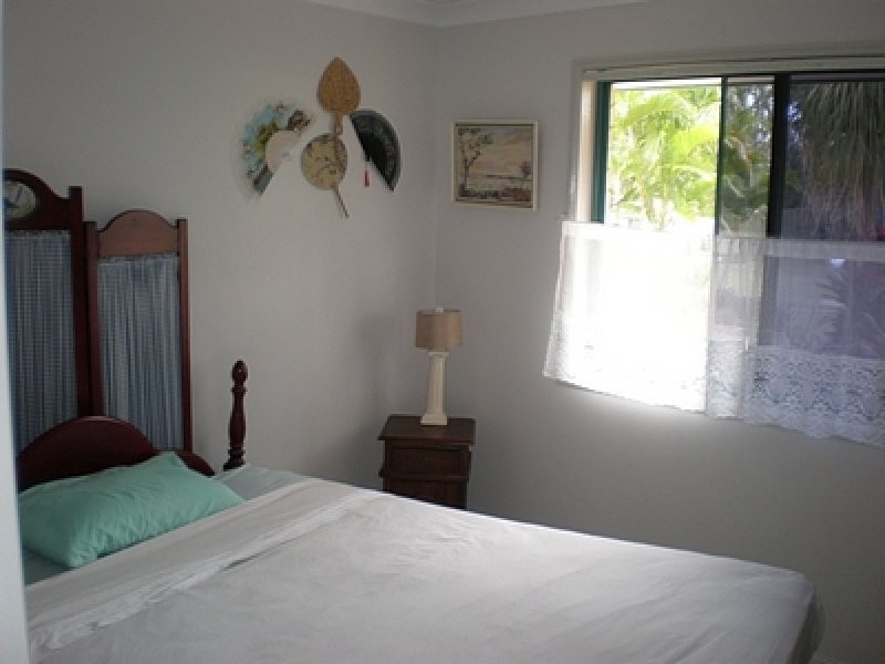 2 Orchid Drive, Moore Park Beach QLD 4670