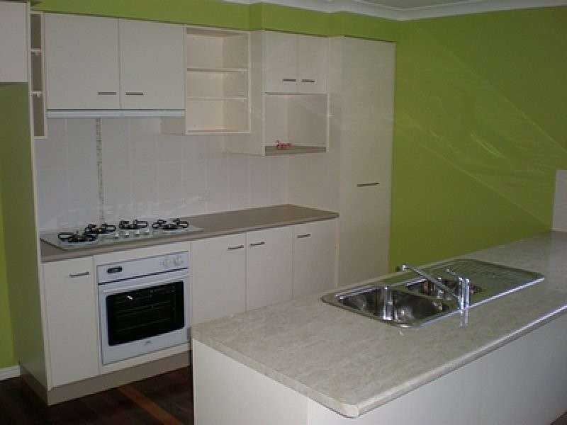 27 Kindt. Street, Moore Park Beach QLD 4670