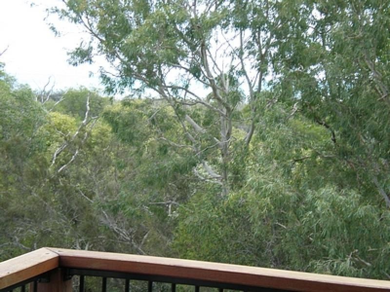 27 Kindt. Street, Moore Park Beach QLD 4670