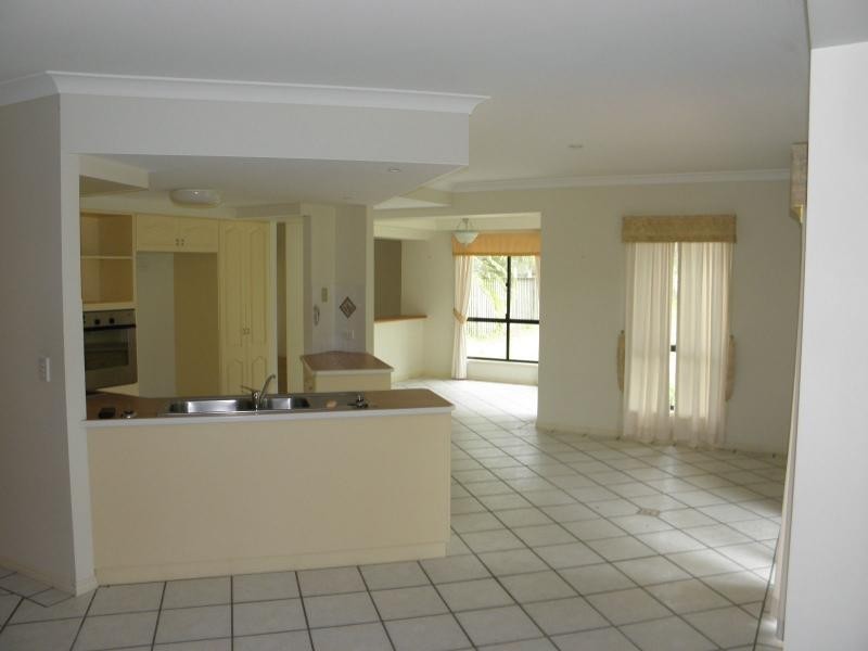 5 Royal Boulevard, Royal Palms, Moore Park Beach QLD 4670