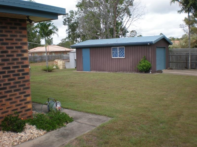 23 Palm Court, Moore Park Beach QLD 4670