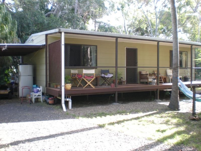38 Lagoon Drive, Moore Park Beach QLD 4670
