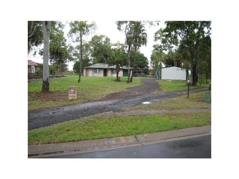 8 Egret Lane, Moore Park Beach QLD 4670