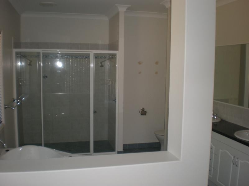122 Malvern Drive, Moore Park Beach QLD 4670