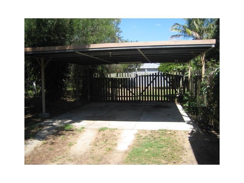 20 Kindt Street, Moore Park Beach QLD 4670