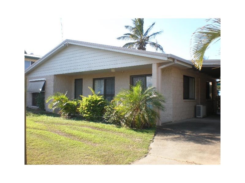 14 Palm Court, Moore Park Beach QLD 4670