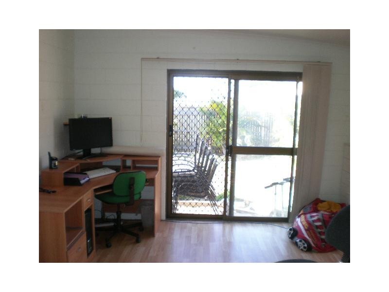 14 Palm Court, Moore Park Beach QLD 4670