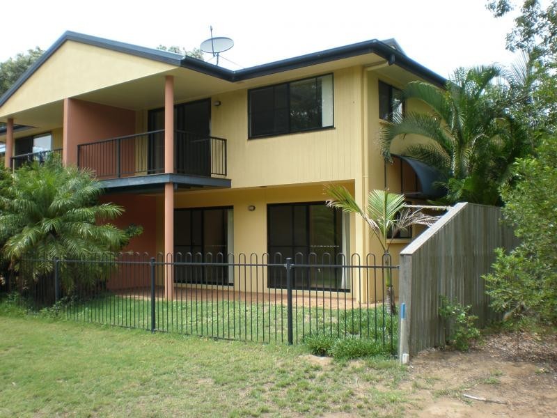 Moore Park Beach QLD 4670