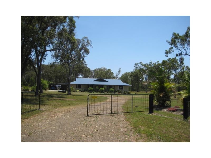 Moore Park Beach QLD 4670