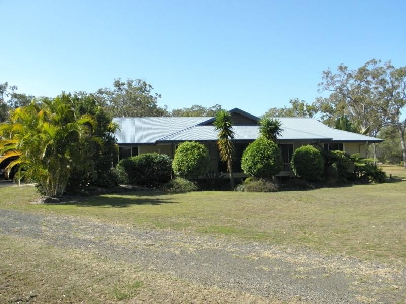 Moore Park Beach QLD 4670