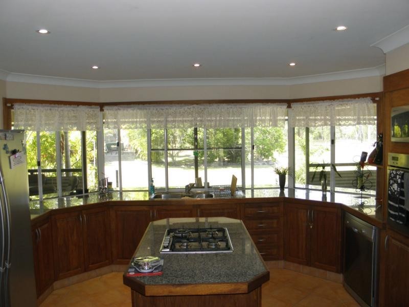 Moore Park Beach QLD 4670