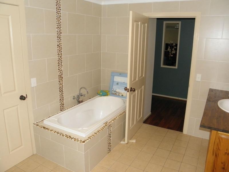 Moore Park Beach QLD 4670