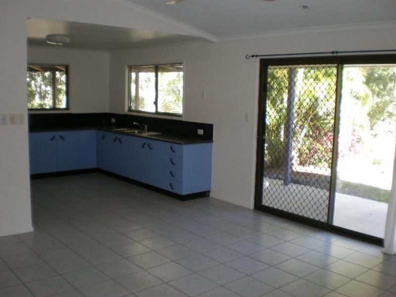 35 Plum Tree Court, Moore Park Beach QLD 4670