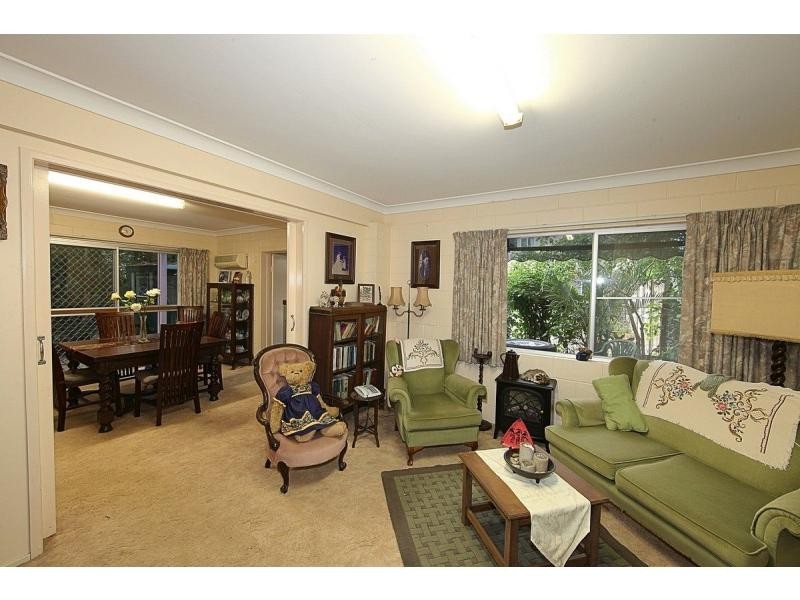 27 Pacific Boulevard, Moore Park Beach QLD 4670