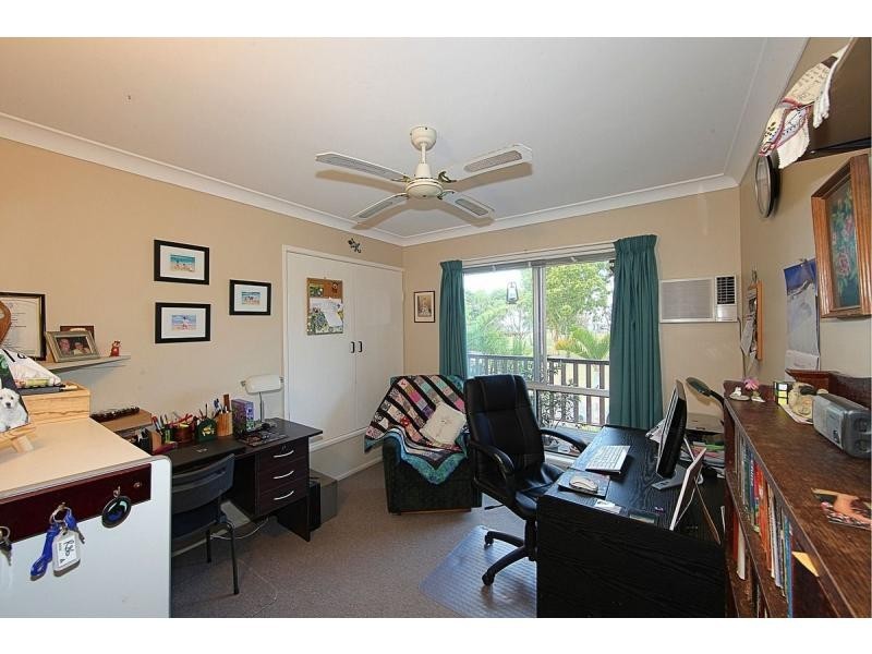 27 Pacific Boulevard, Moore Park Beach QLD 4670