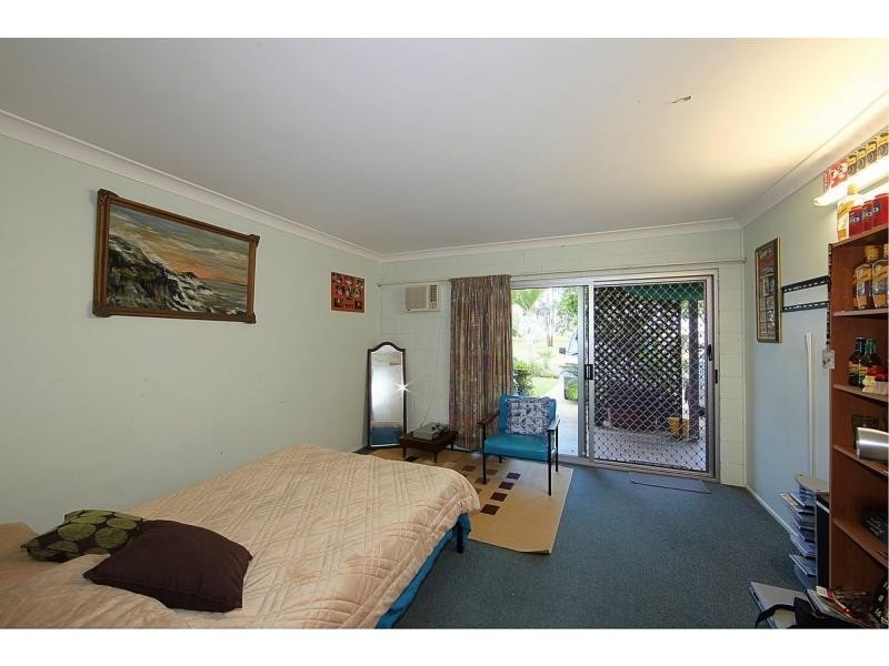 27 Pacific Boulevard, Moore Park Beach QLD 4670