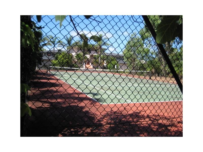 2/150 Sylvan Drive, Moore Park Beach QLD 4670