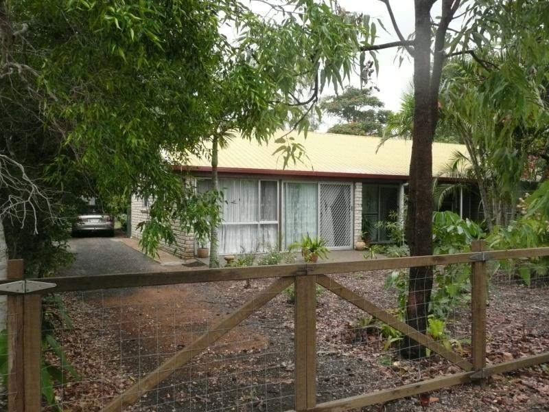 7 Ohlaf Street, Moore Park Beach QLD 4670