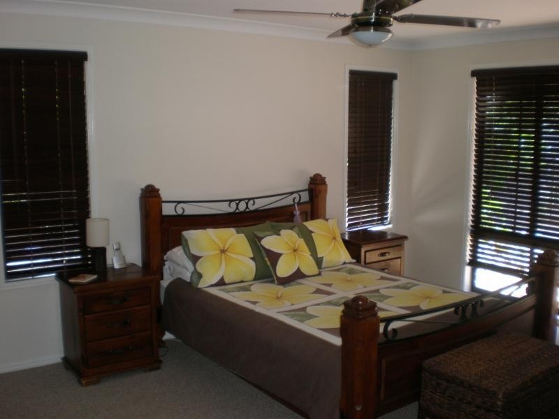 10 Kingfisher Crescent, Moore Park Beach QLD 4670