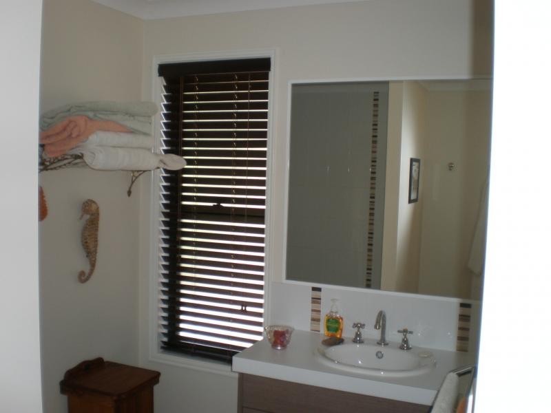 10 Kingfisher Crescent, Moore Park Beach QLD 4670
