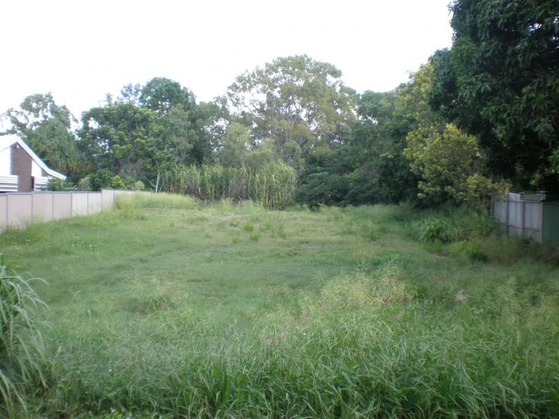 16 Moore Park Road, Moore Park Beach QLD 4670