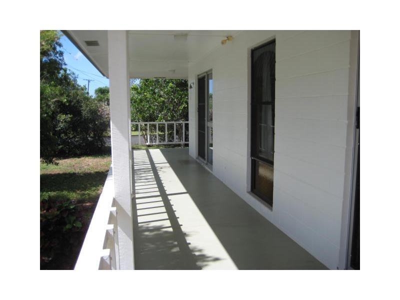 17 Pacific Boulevard, Moore Park Beach QLD 4670