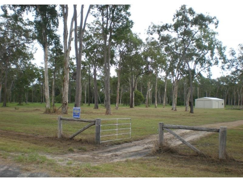 L8 Malvern Drive, Moore Park Beach QLD 4670