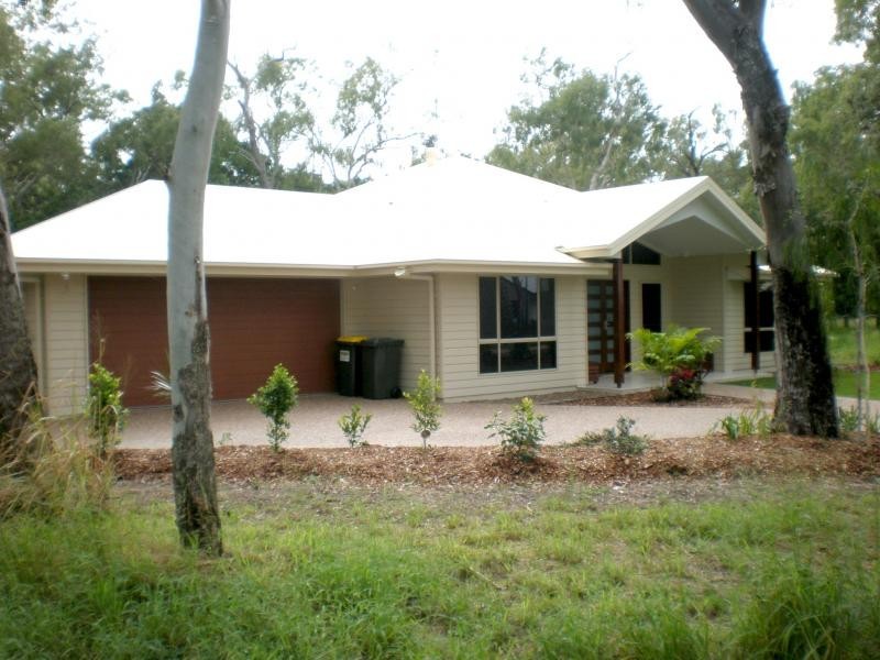 4 Storm Petrel Court, Beach Estate, Moore Park Beach QLD 4670