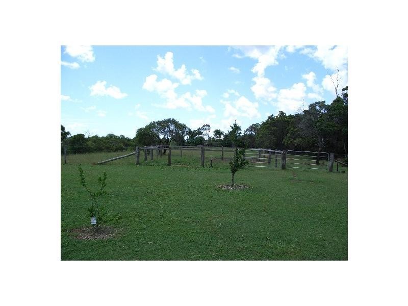 220 Booyan Road, Moore Park Beach QLD 4670