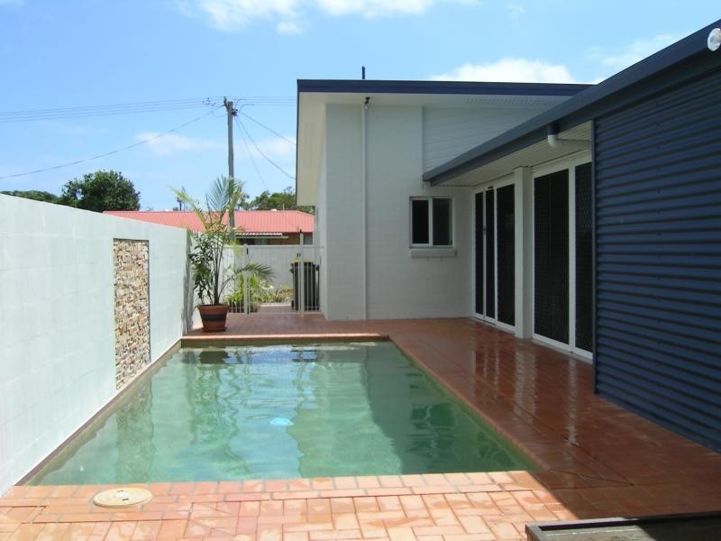 13 Palm Court, Moore Park Beach QLD 4670