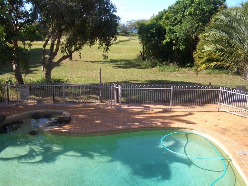 4/150 Sylvan Drive, Moore Park Beach QLD 4670