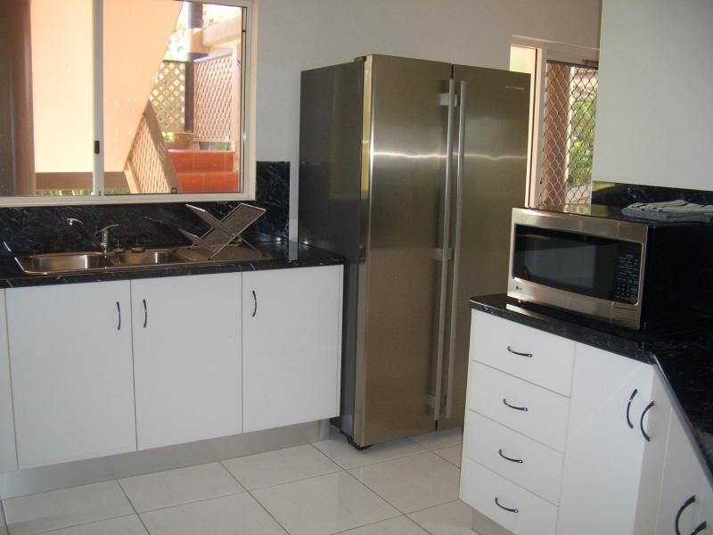 4/150 Sylvan Drive, Moore Park Beach QLD 4670