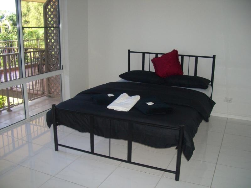 4/150 Sylvan Drive, Moore Park Beach QLD 4670